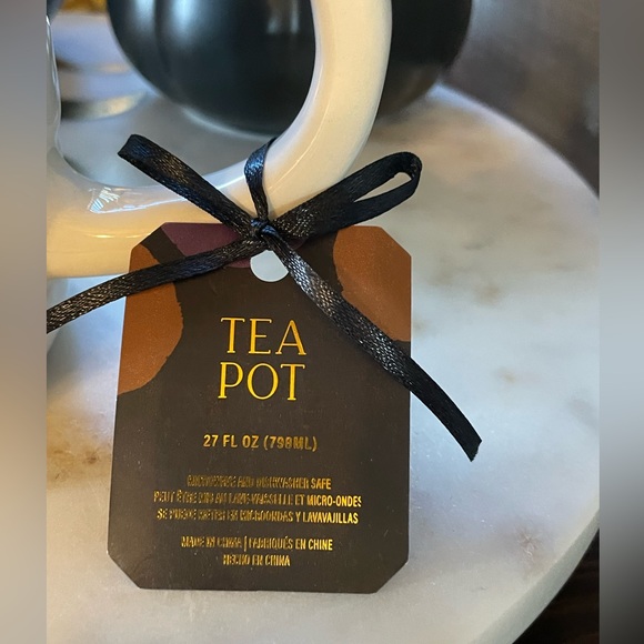 GLOBAL DESIGN COLLECTIONS Ceramic Halloween Mummy Tea Pot 27 FL OZ - Picture 2 of 7